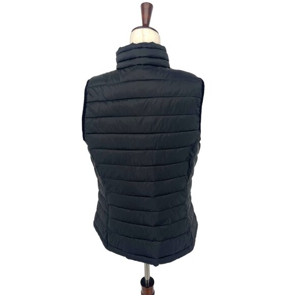 Amzon Essentials Lightweight Water-Resistant Packable Puffer Vest | Large - Picture 2 of 9